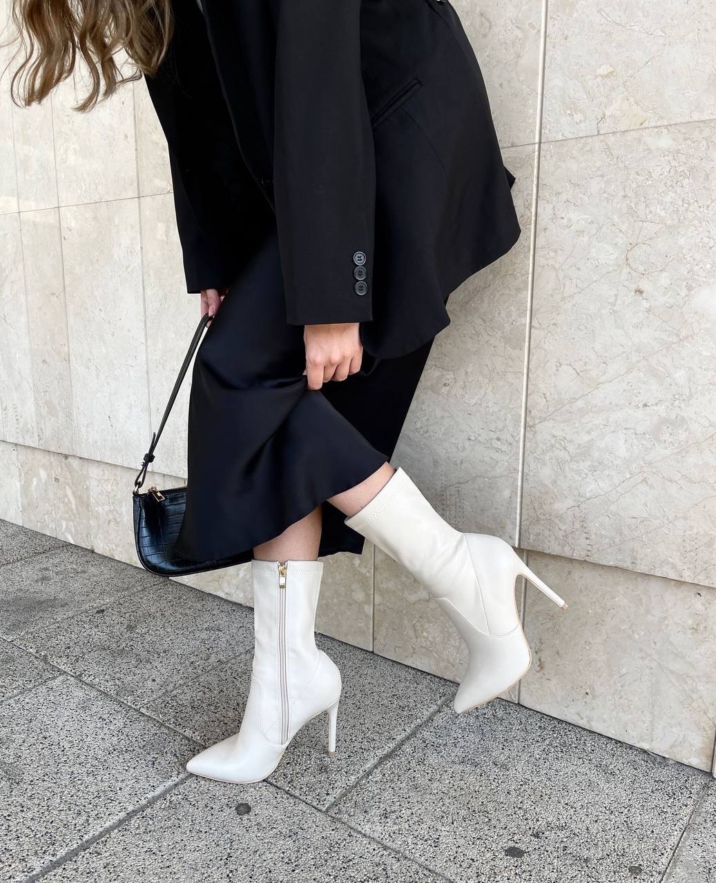 Базове взуття модних інфлюенсерів: 3 найпопулярніші моделі цієї осені